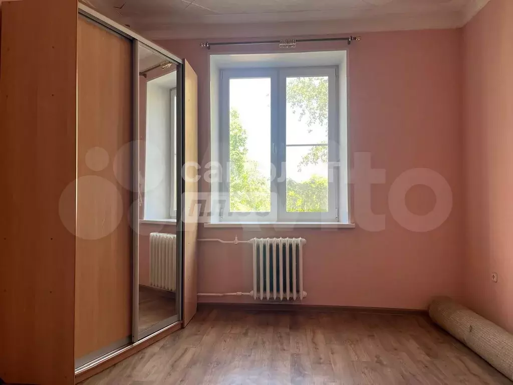 Комната 15,7 м в 8-к., 2/5 эт. - Фото 1
