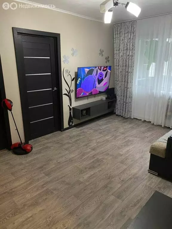 4-комнатная квартира: Нижний Новгород, улица Островского, 11 (58.8 м) - Фото 2