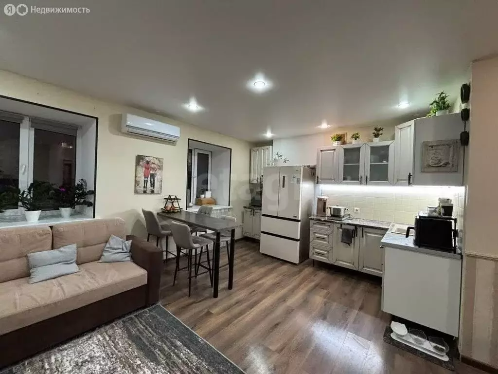 3-комнатная квартира: Казань, проспект Победы, 90 (78.8 м) - Фото 2