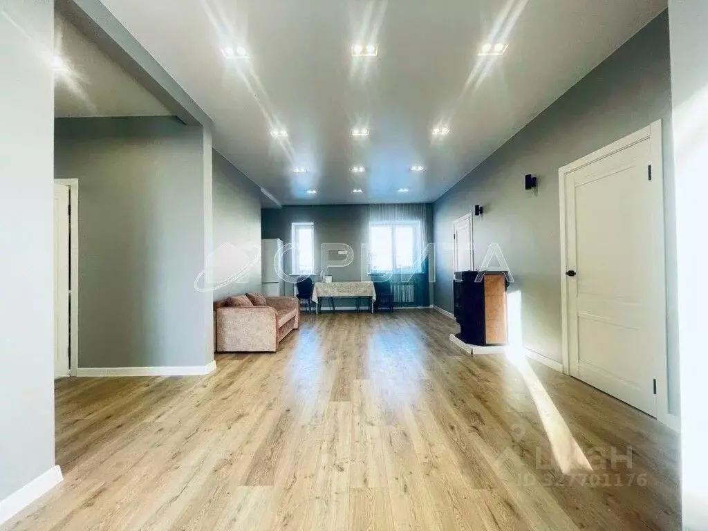 Дом в Тюменская область, Тюмень Тарманы мкр, ул. Малышева (113 м) - Фото 1