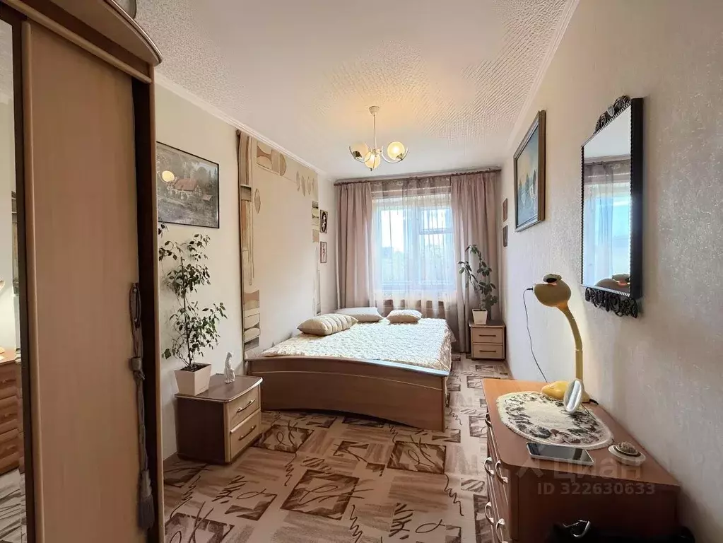 3-к кв. Омская область, Омск Новороссийская ул., 3 (61.8 м) - Фото 1