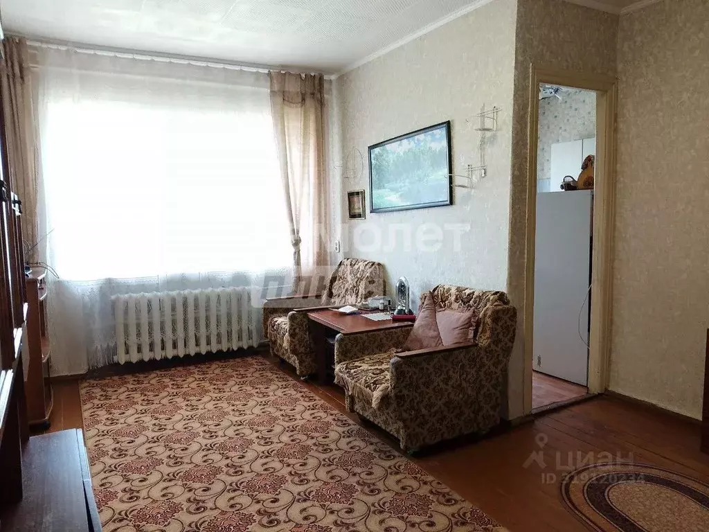 2-к кв. Свердловская область, Камышлов Молодогвардейская ул., 27 (41.2 ... - Фото 0