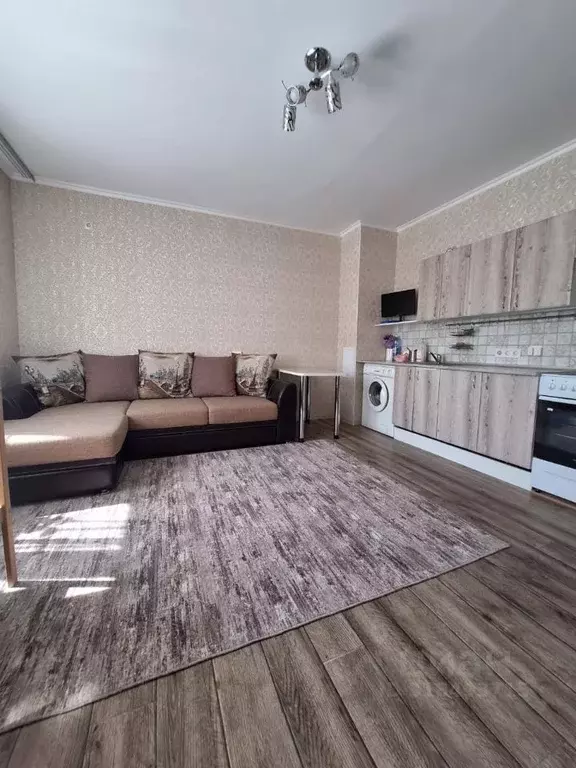 3-к кв. Омская область, Омск бул. Архитекторов, 17/2 (84.6 м) - Фото 1