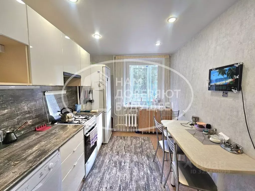 3-к кв. Удмуртия, Воткинский район, пос. Новый ул. Строителей, 21 ... - Фото 1