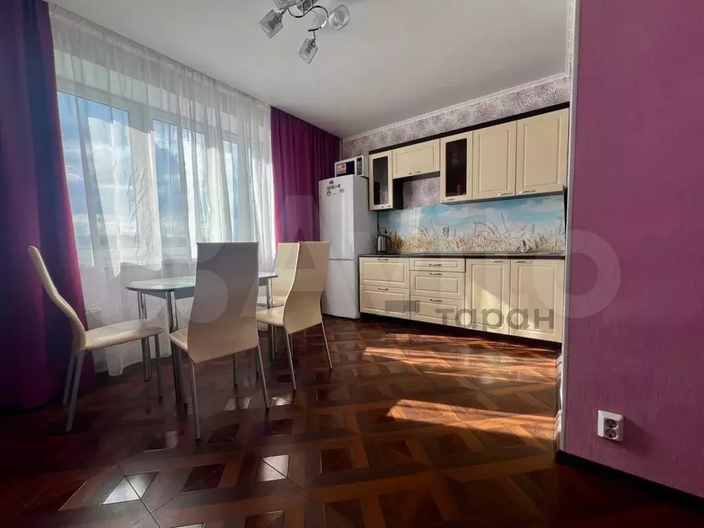 1-к. квартира, 41,8 м, 4/10 эт. - Фото 0
