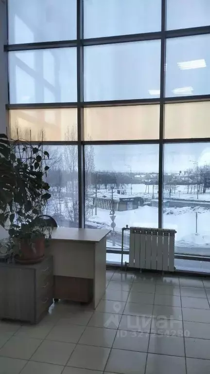 Офис в Саратовская область, Саратов ул. Усть-Курдюмская, 1А (9 м) - Фото 2