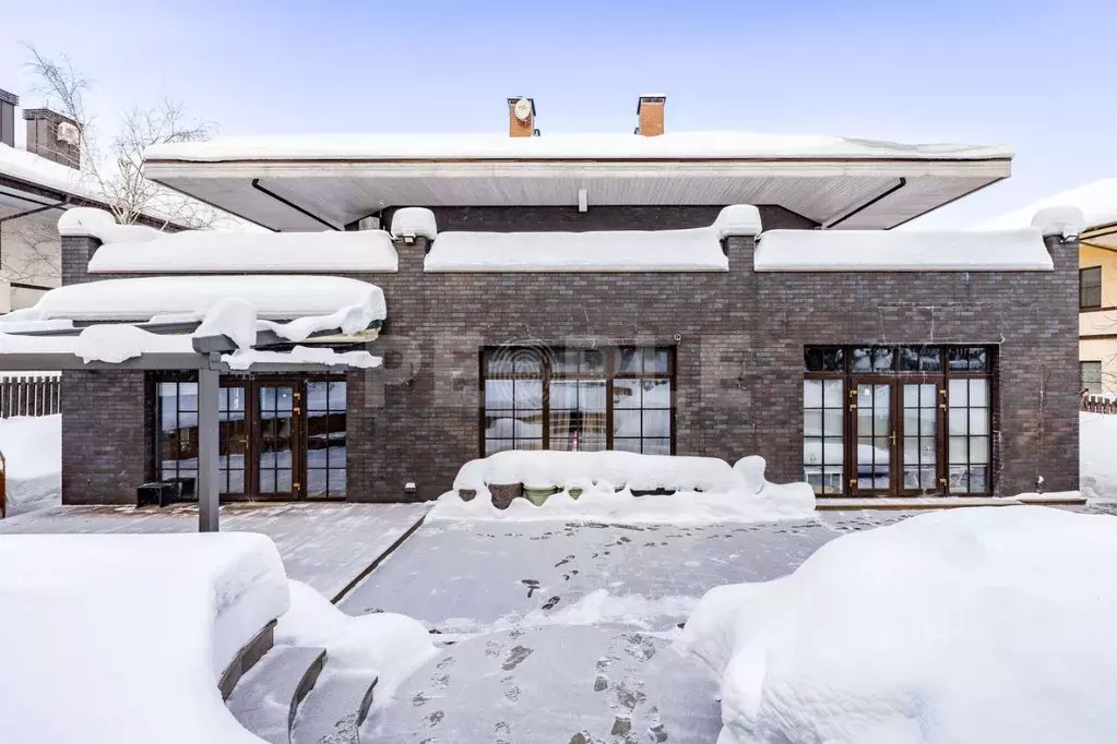 Дом в Москва пос. Красные горки, ул. Нагорная, 21 (550 м) - Фото 1