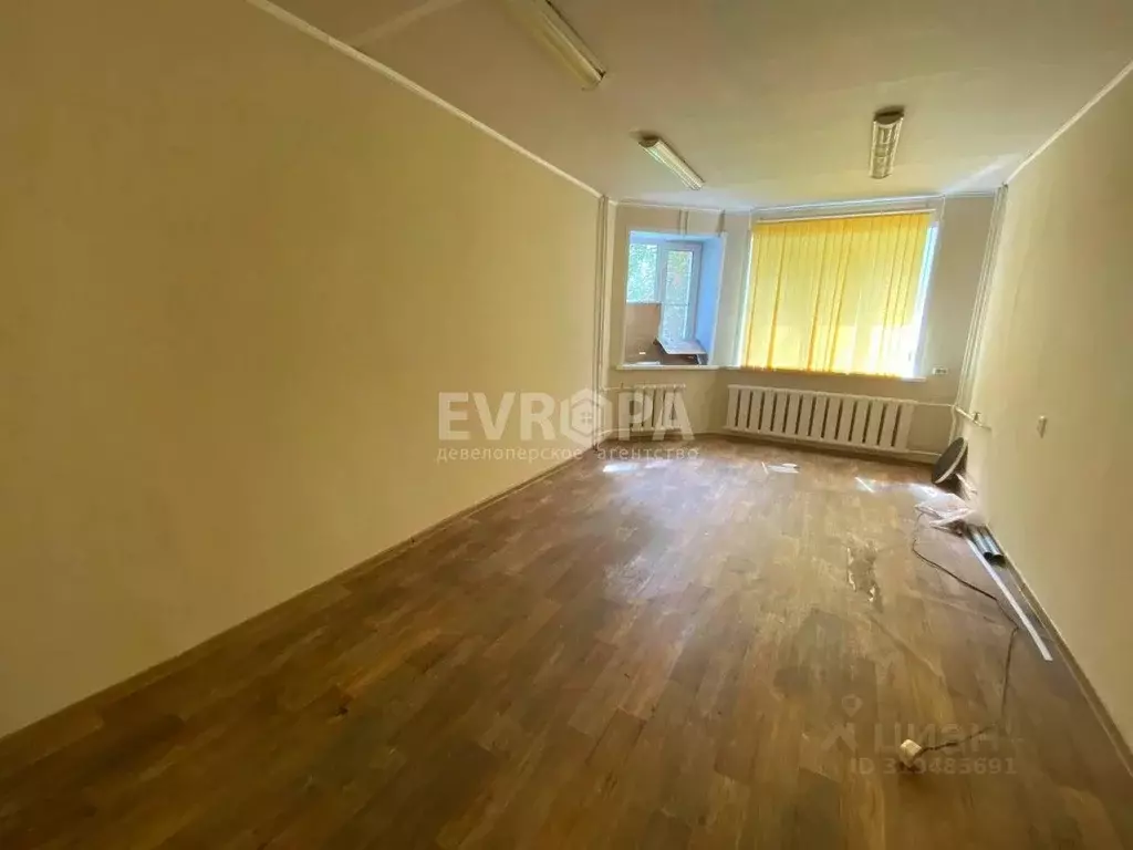 Офис в Ульяновская область, Ульяновск ул. Докучаева, 24 (84 м) - Фото 1