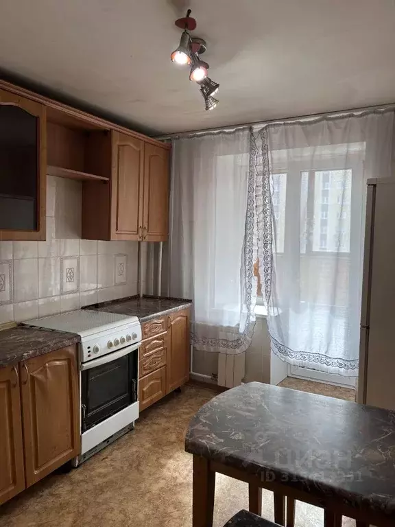 3-к кв. Омская область, Омск ул. Масленникова, 66 (75.0 м) - Фото 0