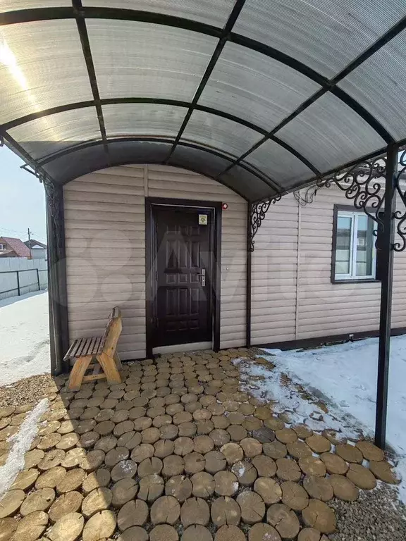 Дом 100 м на участке 10 сот. - Фото 0