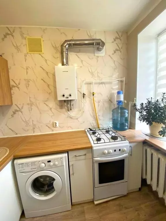 2-к. квартира, 40 м, 4/4 эт. - Фото 0