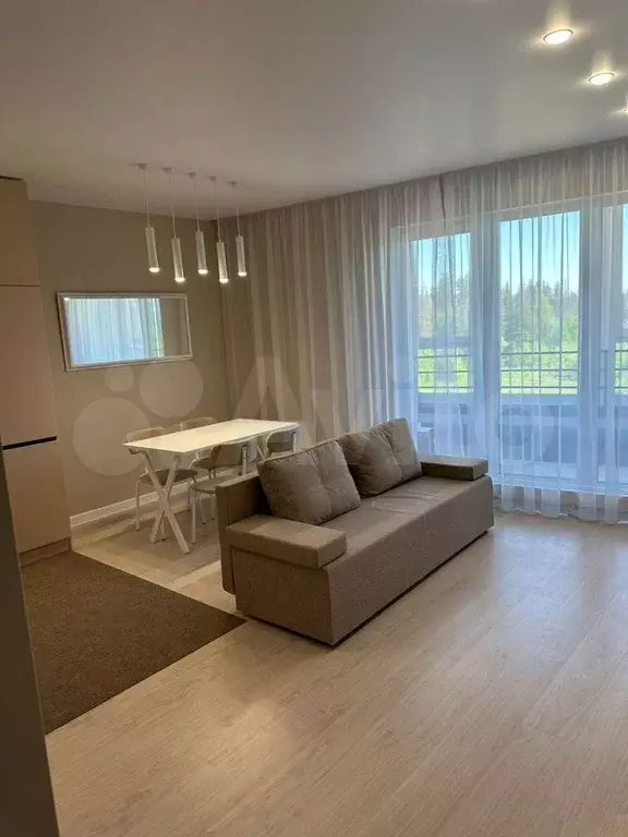 2-к. квартира, 50 м, 5/17 эт. - Фото 1