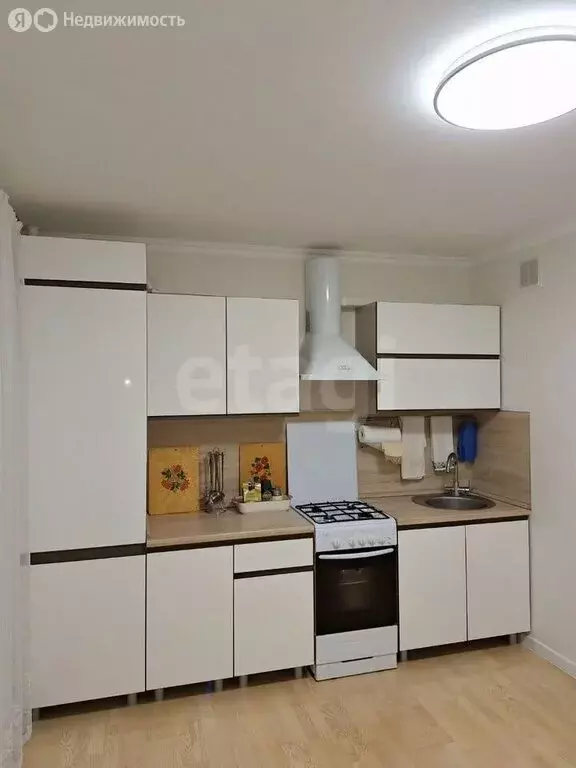 2-комнатная квартира: Чебоксары, улица Академика РАН Х.М. Миначева, 17 ... - Фото 0