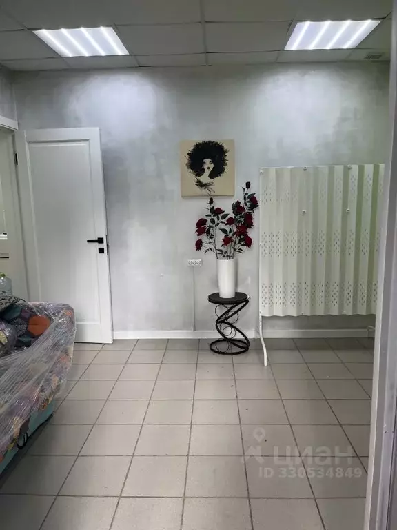 Помещение свободного назначения в Москва Челобитьевское ш., 12к2 (8 м) - Фото 0