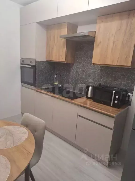 1-к кв. Тюменская область, Тюмень ул. Тамары Сатюковой, 18 (34.7 м) - Фото 2