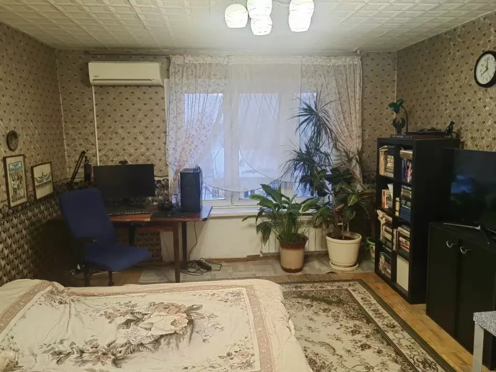 Продается 3-комнатная квартира - Фото 1