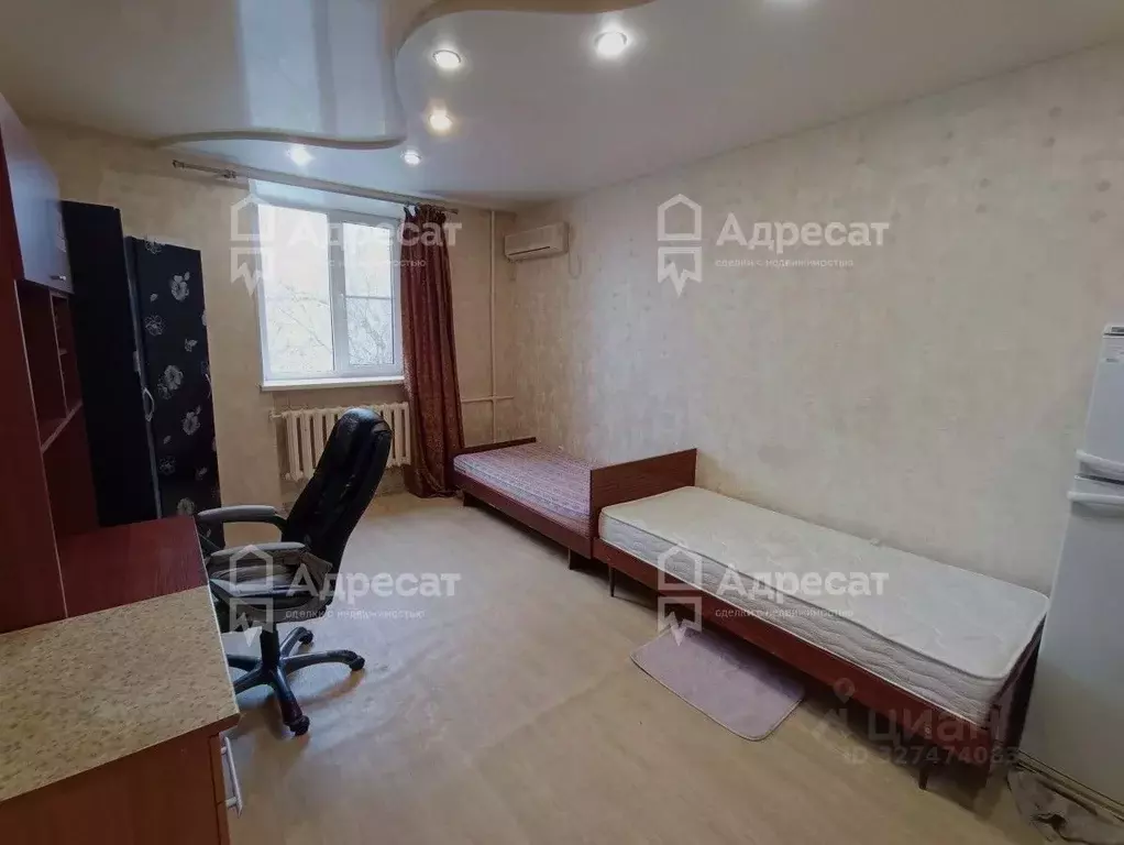 Комната Волгоградская область, Волгоград ул. Им. Циолковского, 2 (19.0 ... - Фото 1