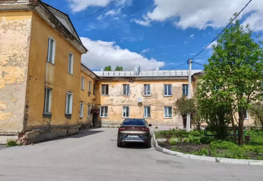 3-к кв. Кемеровская область, Прокопьевск Союзная ул., 20 (63.6 м) - Фото 0