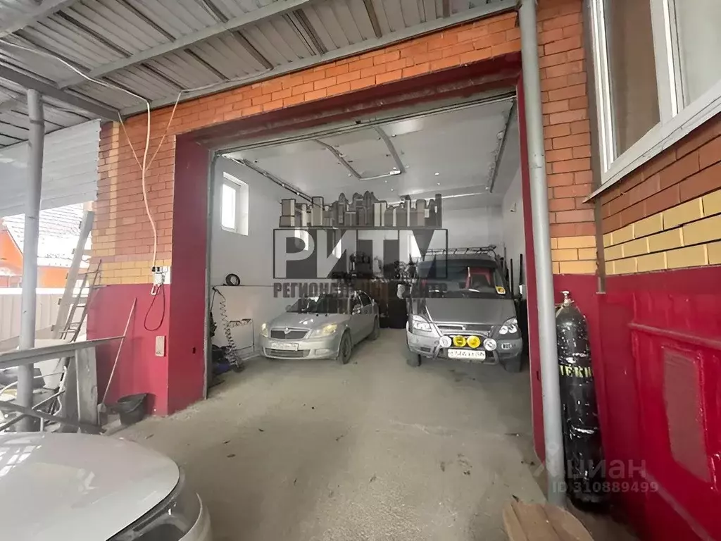 Дом в Пензенская область, Пензенский район, Засечный сельсовет, с. ... - Фото 2