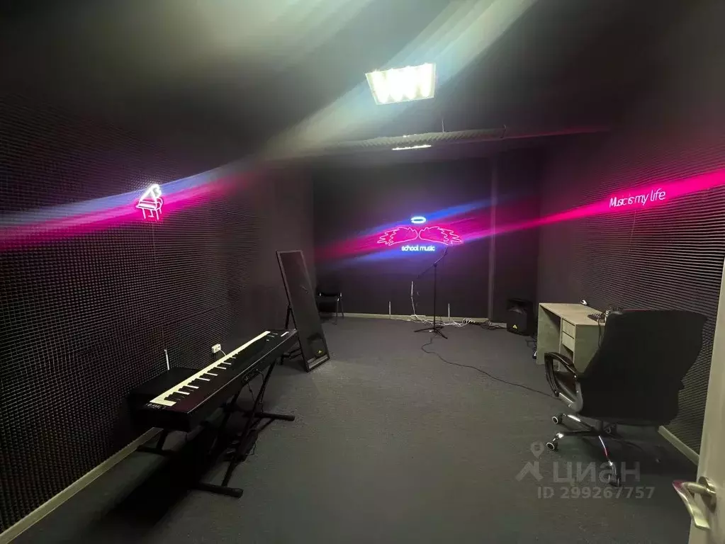 Помещение свободного назначения в Московская область, Долгопрудный ... - Фото 0