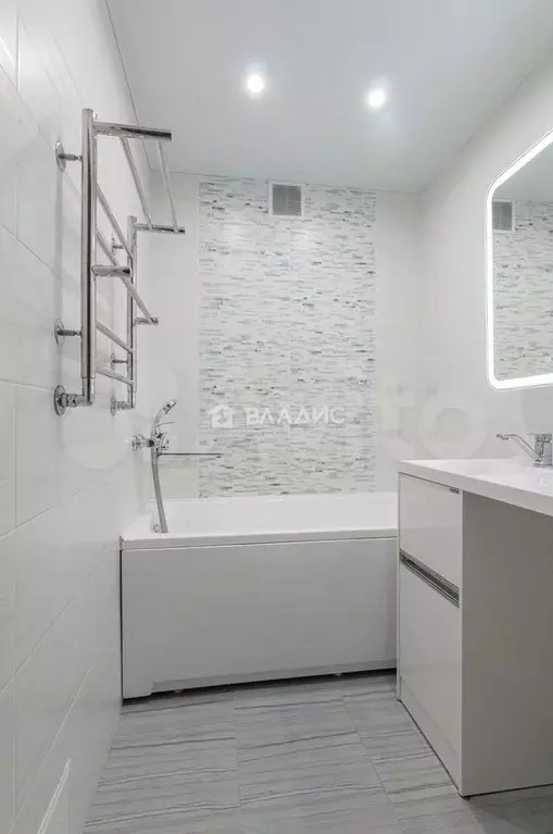 3-к. квартира, 80,1 м, 3/5 эт. - Фото 0