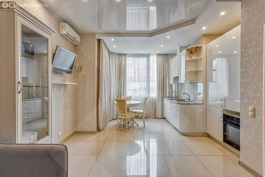 1-комнатная квартира: Москва, Мосфильмовская улица, 88к2с7 (50 м) - Фото 1