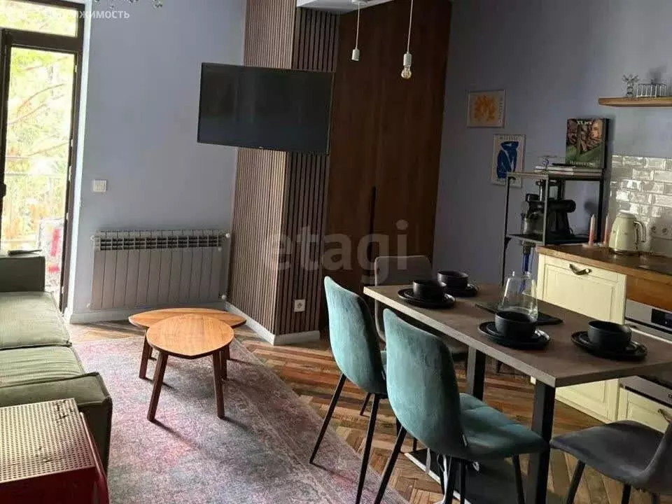 1-комнатная квартира: Алушта, улица Горького, 9А (42 м) - Фото 2