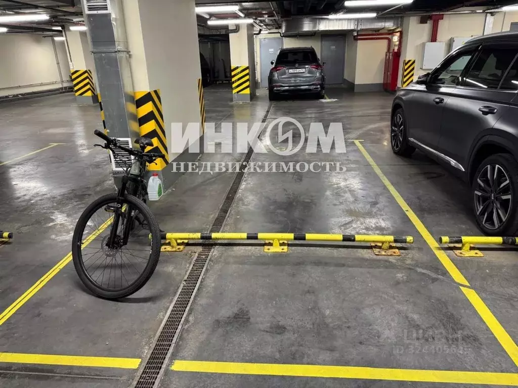 Гараж в Москва Авиационная ул., 77 (15 м) - Фото 2