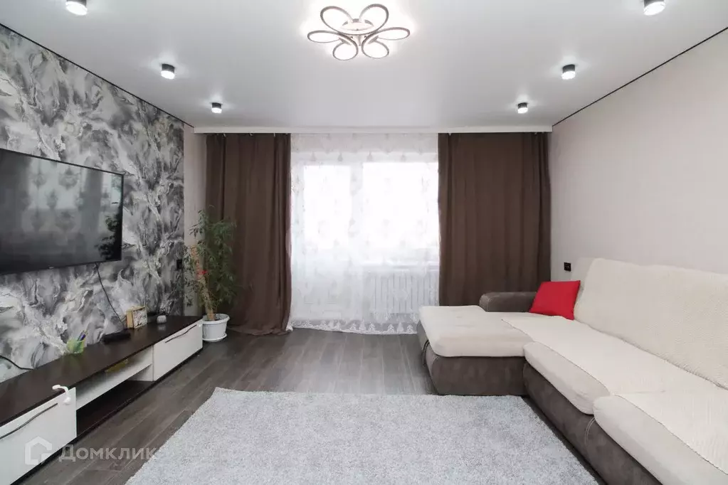Продаётся 4-к квартира, 80 м - Фото 0