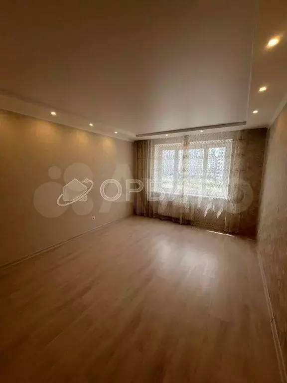 3-к. квартира, 85 м, 4/15 эт. - Фото 1