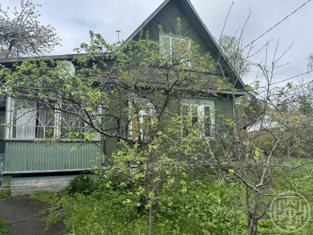 Дом в Ленинградская область, Гатчинский район, Вырица городской ... - Фото 0