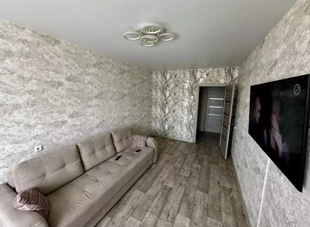 3-к кв. Челябинская область, Челябинск ул. Хариса Юсупова, 78 (64.4 м) - Фото 1