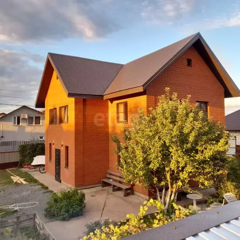 Дом в Оренбургская область, Оренбургский район, Нежинский сельсовет, ... - Фото 2