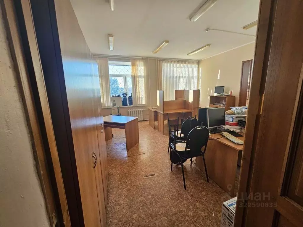 Офис в Новгородская область, Великий Новгород ул. Германа (30 м) - Фото 2