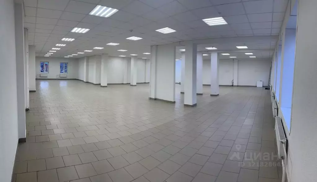 Торговая площадь в Вологодская область, Череповец ул. Максима ... - Фото 2