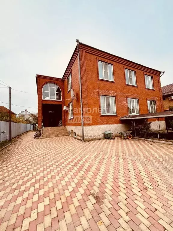 Дом в Краснодарский край, Краснодар Есаульская ул. (450 м) - Фото 1