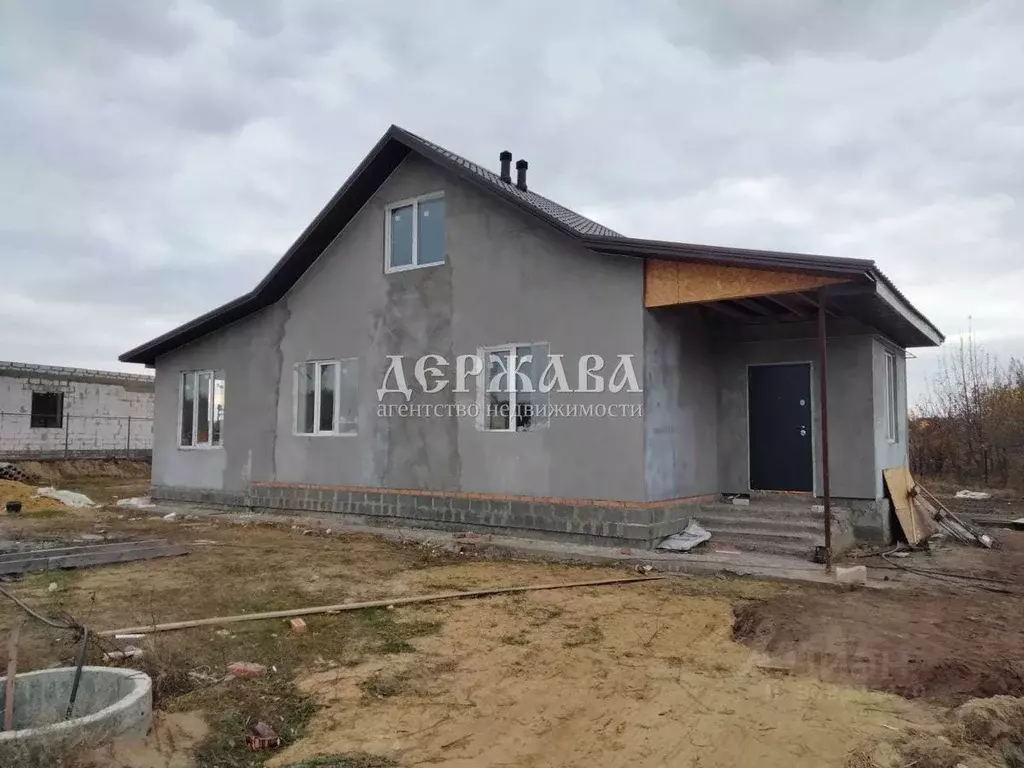 Дом в Белгородская область, Старооскольский городской округ, с. ... - Фото 0