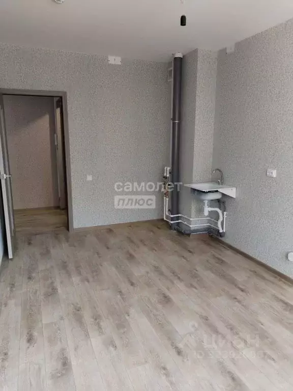 2-к кв. Омская область, Омск проезд 4-й Амурский, 15 (57.6 м) - Фото 1