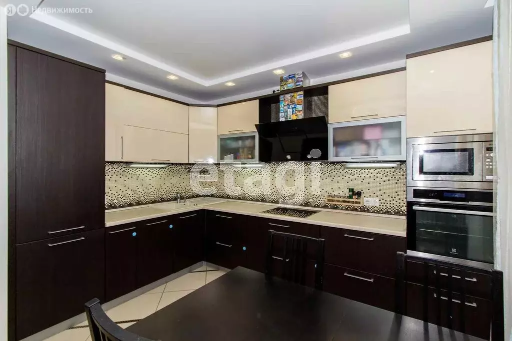 2-комнатная квартира: Тюмень, улица Московский Тракт, 127 (83 м) - Фото 1