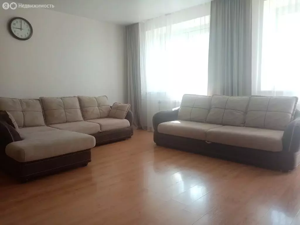 3-комнатная квартира: Бердск, Изумрудный городок, 1 (192 м) - Фото 1