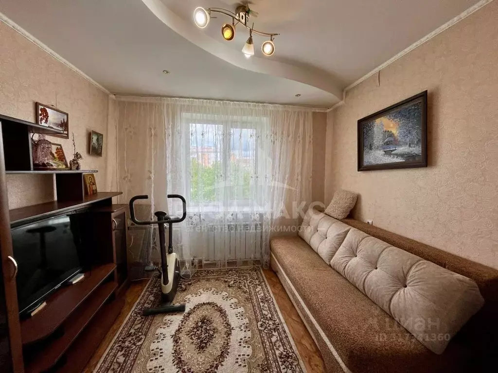 3-к кв. Брянская область, Брянск ул. Брянского Фронта, 20к1 (60.7 м) - Фото 0