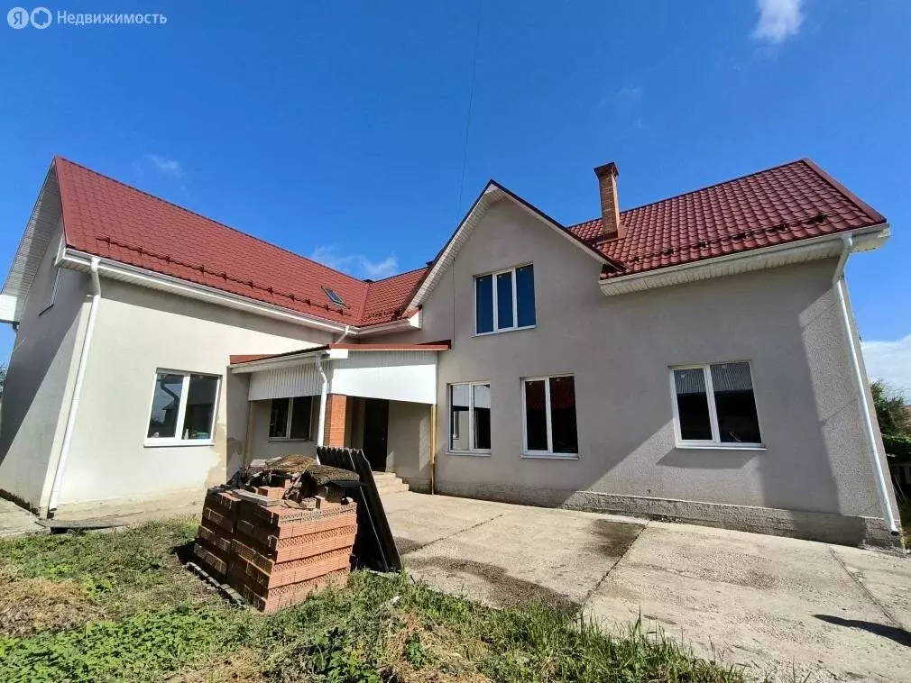 Дом в посёлок городского типа Алексеевка, Молодёжная улица, 12 (272 м) - Фото 2