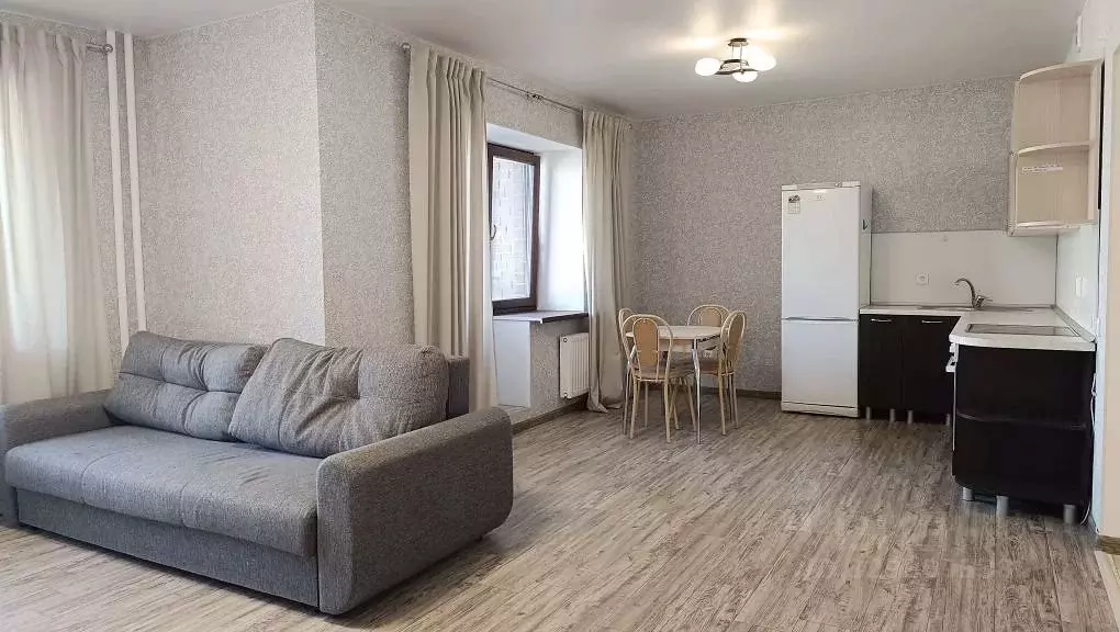 1-к кв. Тюменская область, Тюмень Харьковская ул., 64 (46.3 м) - Фото 1