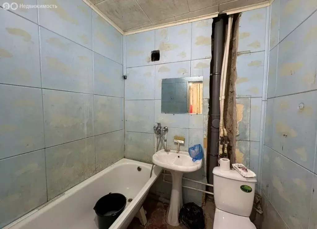 1-комнатная квартира: Каменск-Шахтинский, улица Троян, 3 (23 м) - Фото 0
