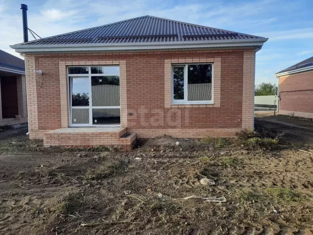 Дом в Краснодарский край, Кущевская ст-ца пер. Максима Горького (87 м) - Фото 1