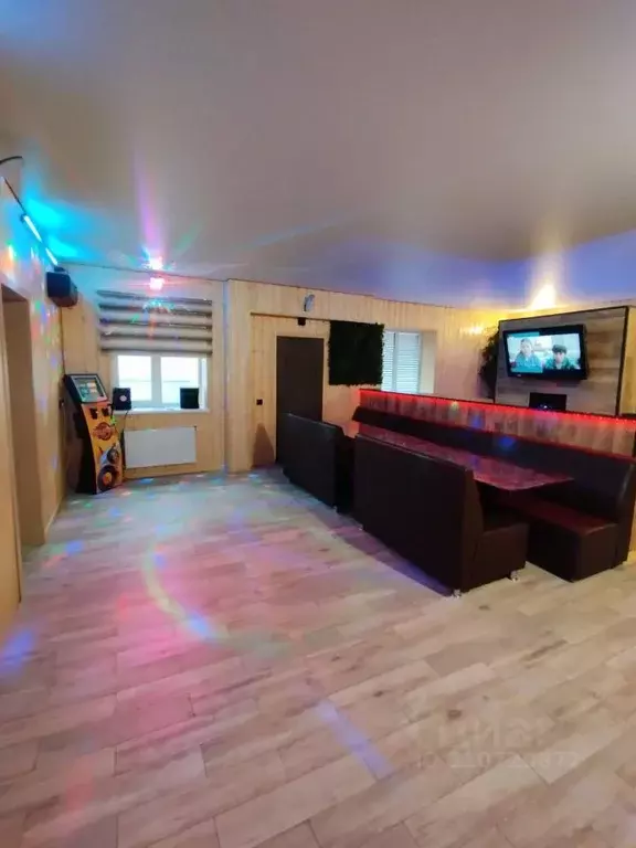 Дом в Воронежская область, Воронеж ул. Братьев Мариных, 69 (220 м) - Фото 2