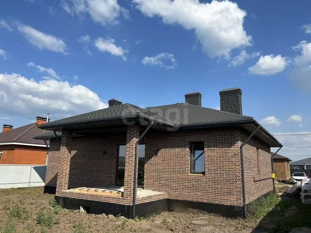 Дом в Татарстан, Лаишевский район, Егорьевское с/пос, д. Кзыл-Иль ул. ... - Фото 1