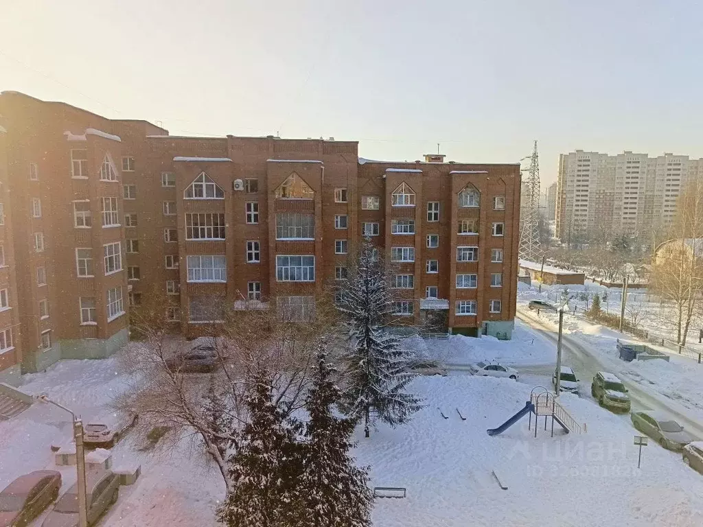 2-к кв. Чувашия, Чебоксары ул. Мичмана Павлова, 76 (67.2 м) - Фото 2