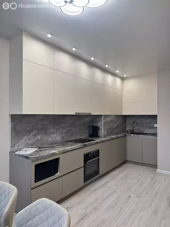 3-комнатная квартира: Кемерово, Московский проспект, 12 (74 м) - Фото 1