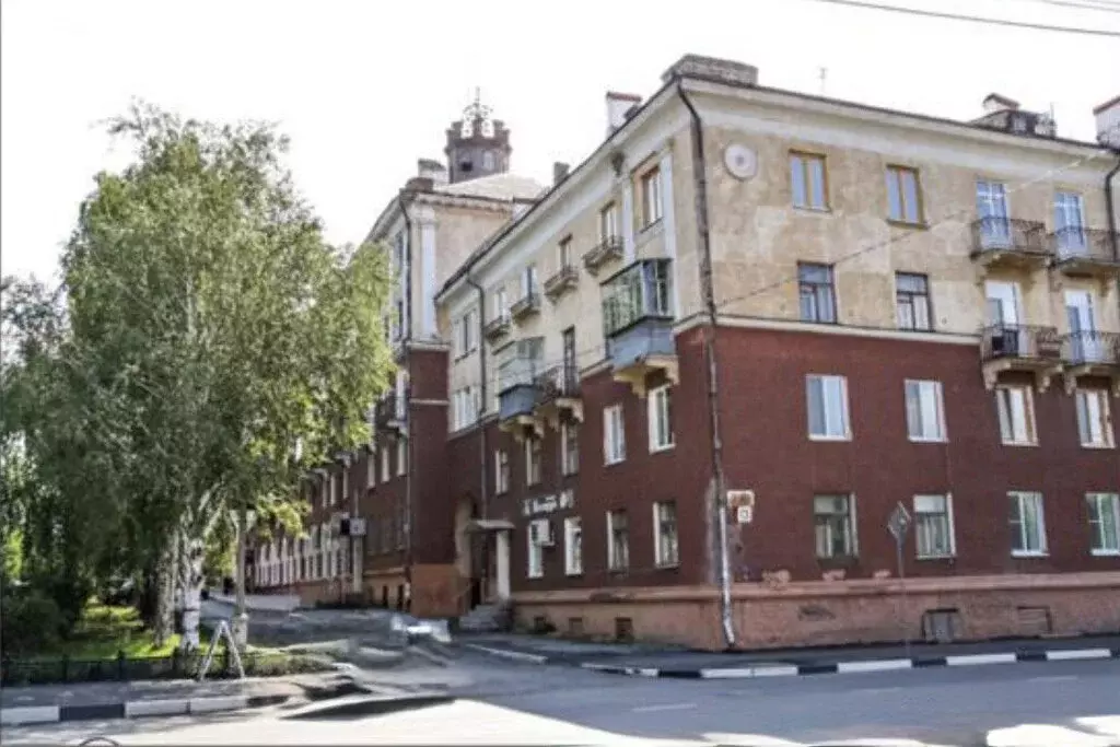 3-комнатная квартира: Нижний Тагил, улица Окунева, 11 (64 м) - Фото 1